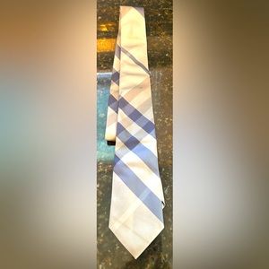 Burberry tie